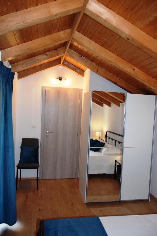 Villa Marta'S - Marta I Трогир Екстериор снимка