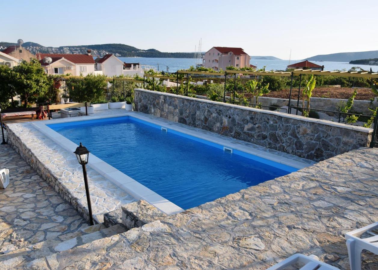 Villa Marta'S - Marta I Трогир Екстериор снимка